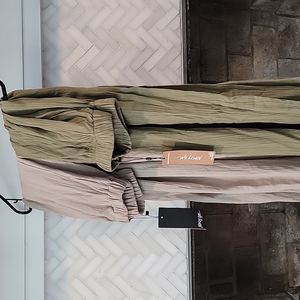 Crinkle split cover up pants fits M, sized as 6